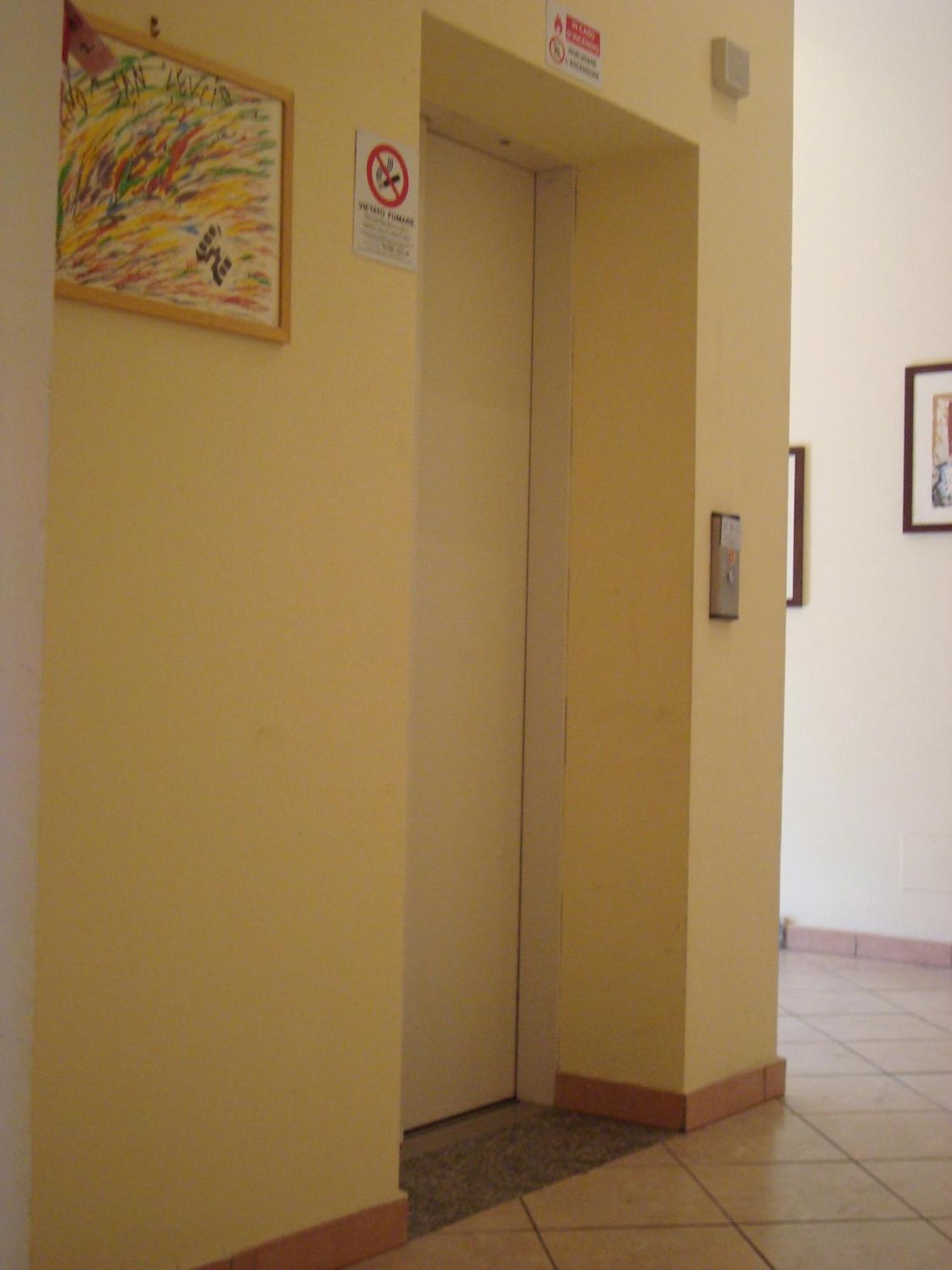 Residence Il Pino Сароно Екстериор снимка