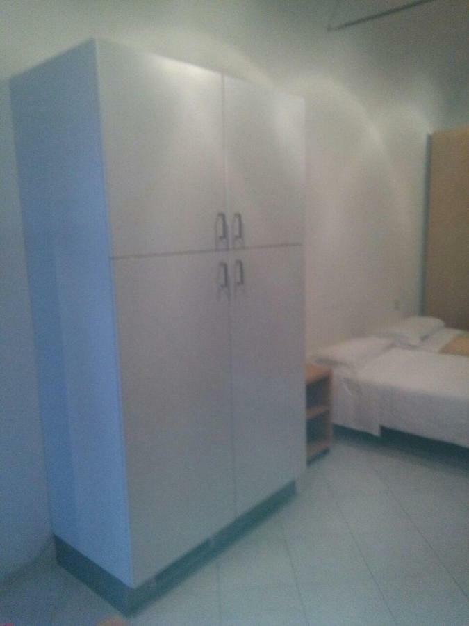 Residence Il Pino Сароно Екстериор снимка