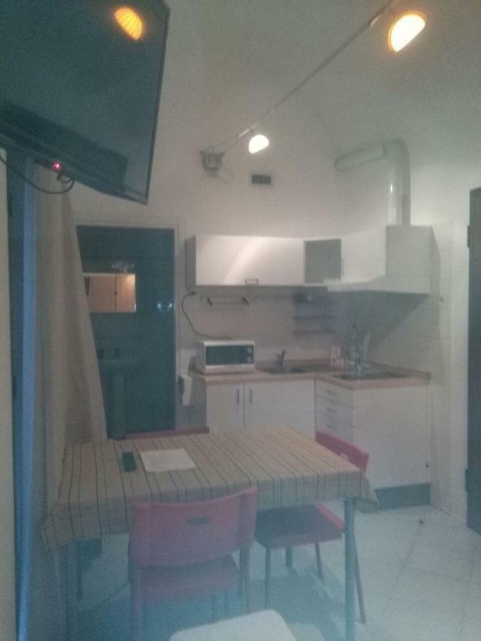Residence Il Pino Сароно Екстериор снимка
