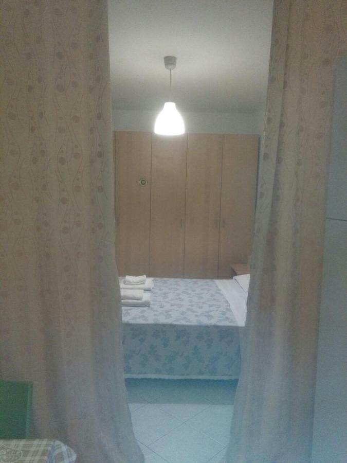 Residence Il Pino Сароно Екстериор снимка